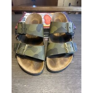 Birkenstock Arizona  Camo Green Sandals Size 37 EU US 6 Women's Very Clean